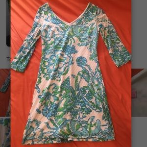 Lily Pulitzer light knit shift dress